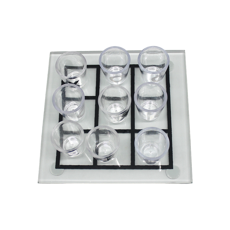 Pub-Style Entertainment Glass XO Chess Set
